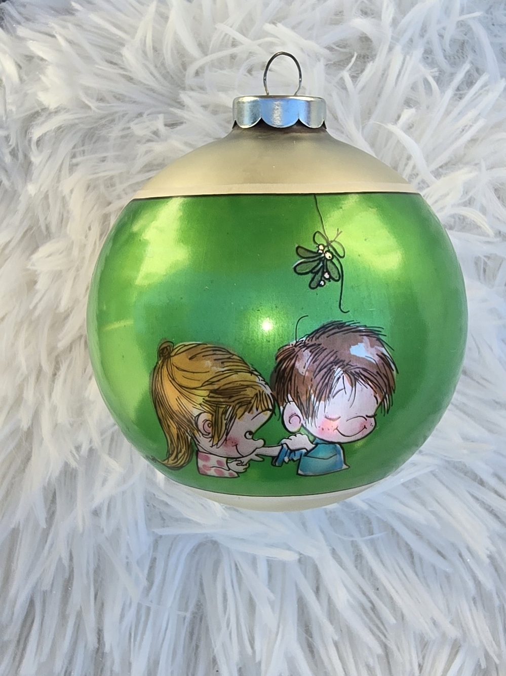1975 Hallmark Green Glass Ornament with Cute Children and Mistletoe Illustration